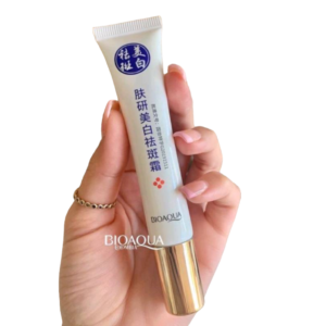 Contorno / Crema de Ojos Aclarante Anti manchas - Bioaqua